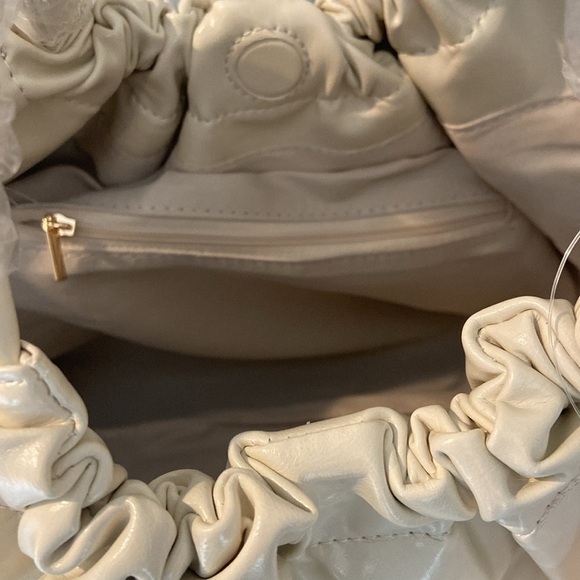 NWT Anthropologie Crème Patent Leather Half Moon Women's Shoulder Bag - Picture 5 of 11